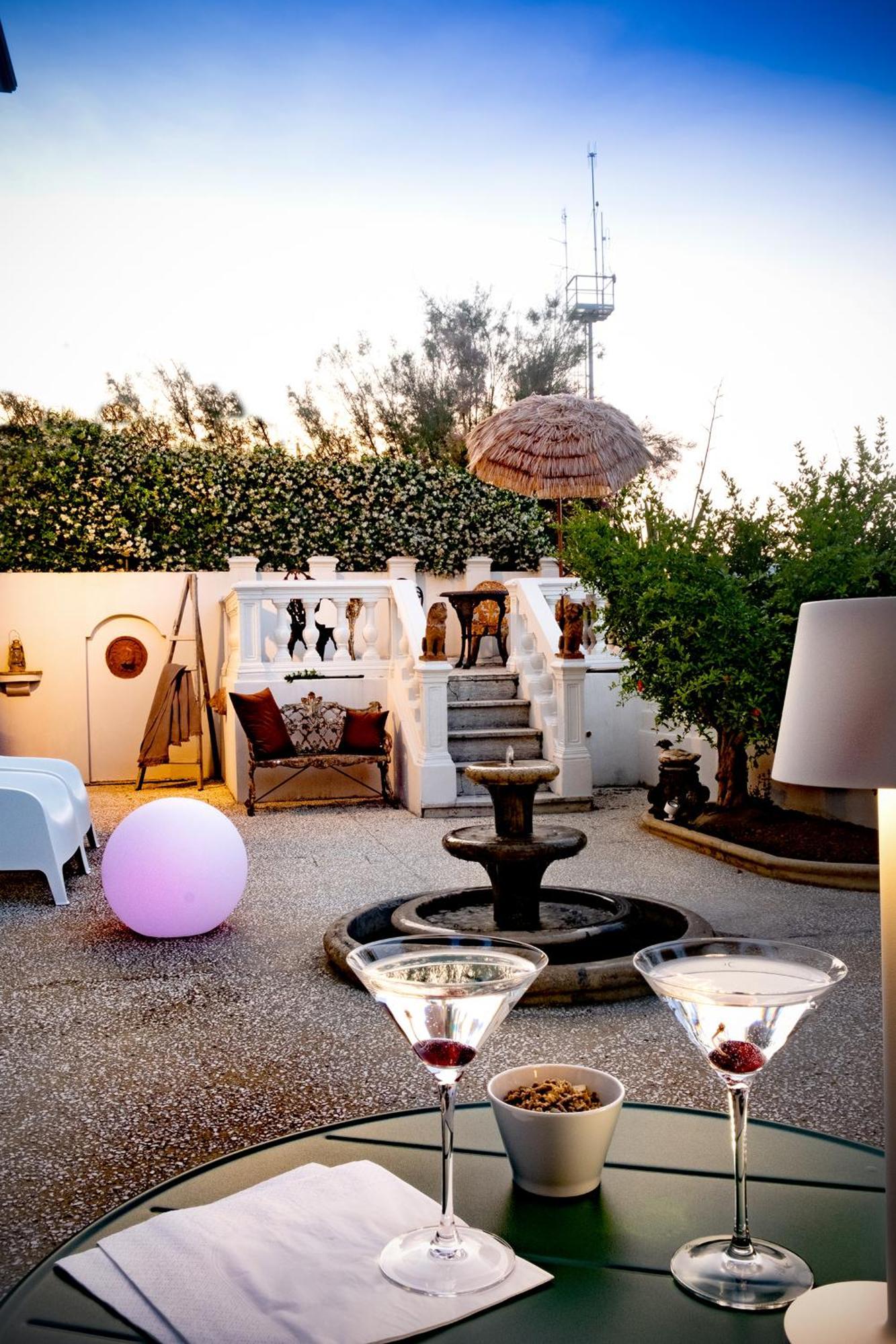 Villa La Torretta Luxury B&B - Adults Only - Rimini Bagian luar foto