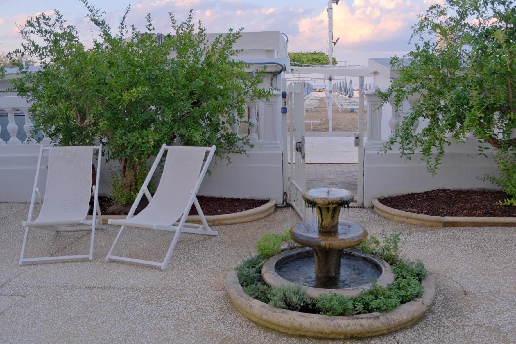 Villa La Torretta Luxury B&B - Adults Only - Rimini Bagian luar foto